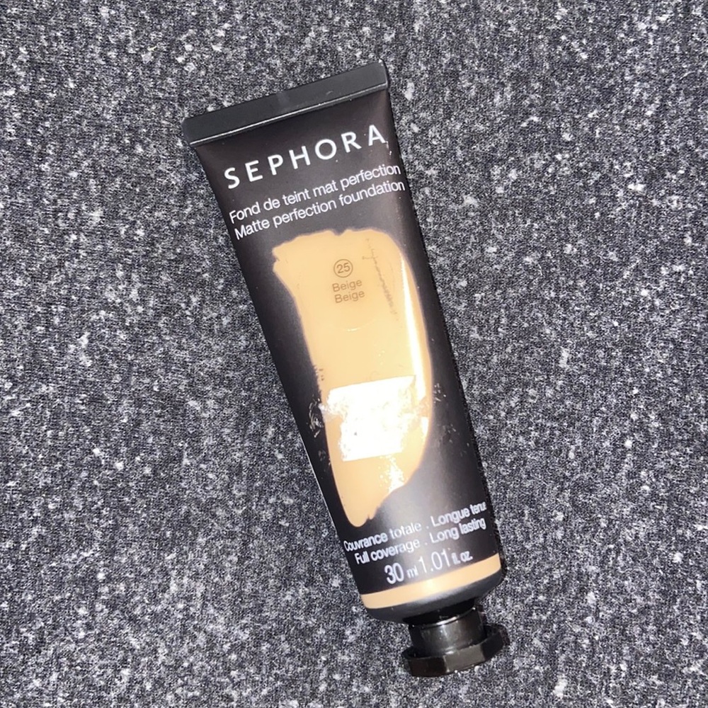 Sephora tinted matte foundation in beige 25